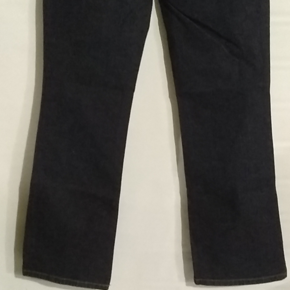 DKNY Jeans Boot Cut/Flare Leg Size 2 - Picture 7 of 7